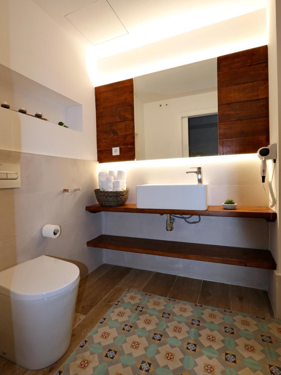 Apartment Classbedroom Port Ramblas Barcelona